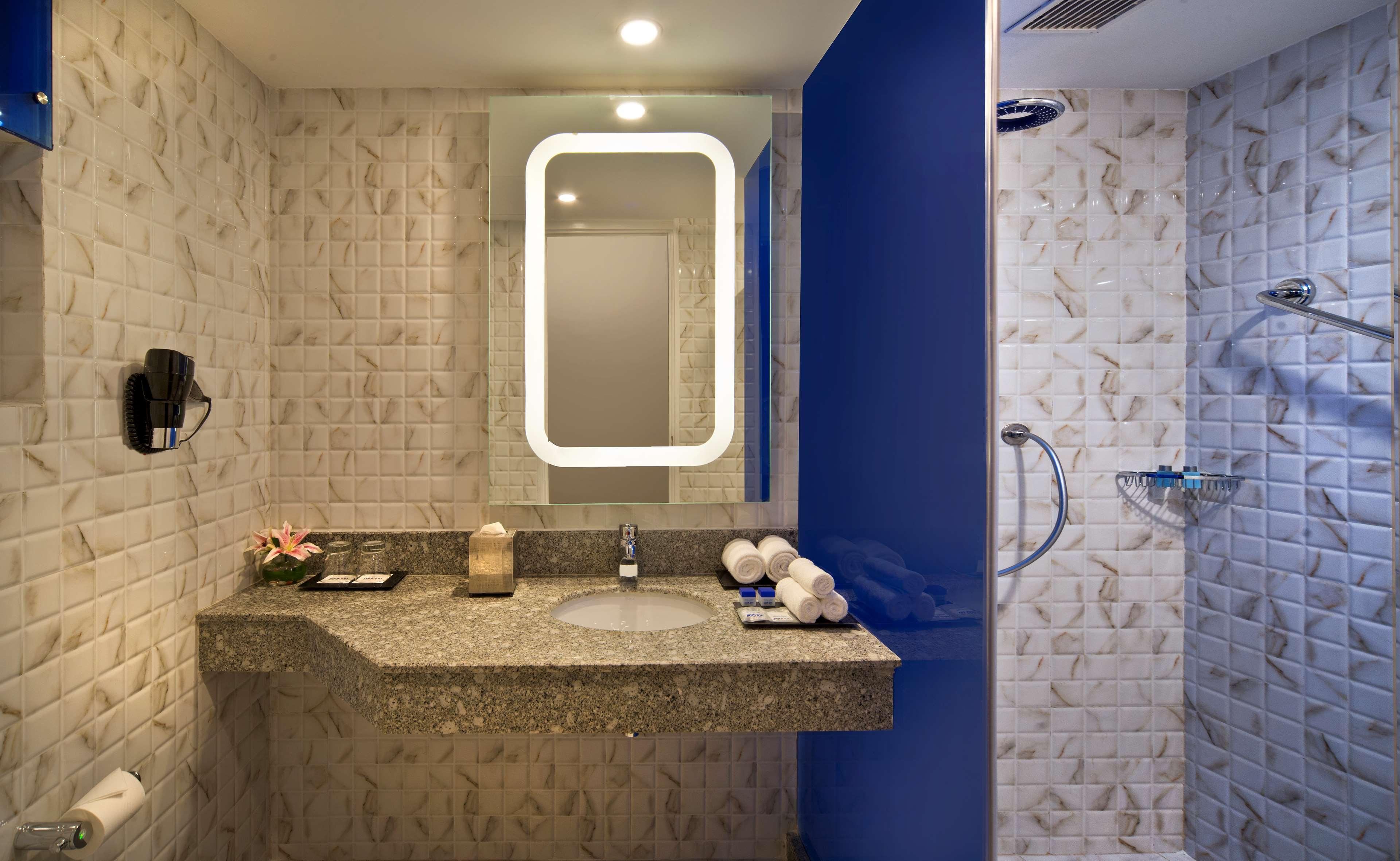 Park Inn By Radisson Amritsar Airport Zewnętrze zdjęcie